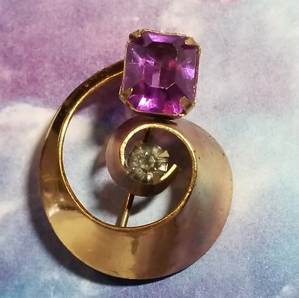 Vintage brooch Spiral broach purple gem rose gold pin